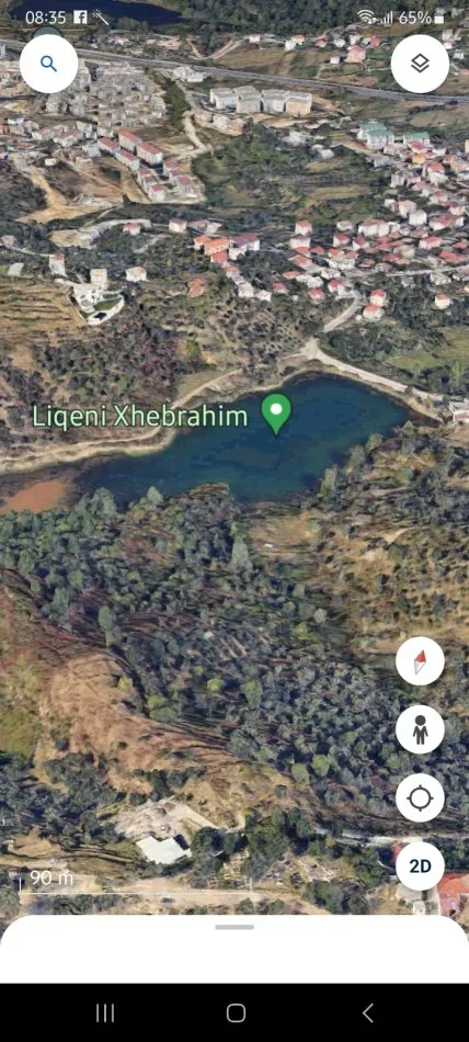 Tirane, shes truall 2.500 m²(Mjull Liqeni)