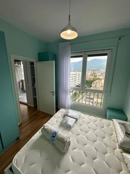 Tirane, jepet me qera apartament 2+1 Kati 7, 75 m² 550 € (5 Maji)