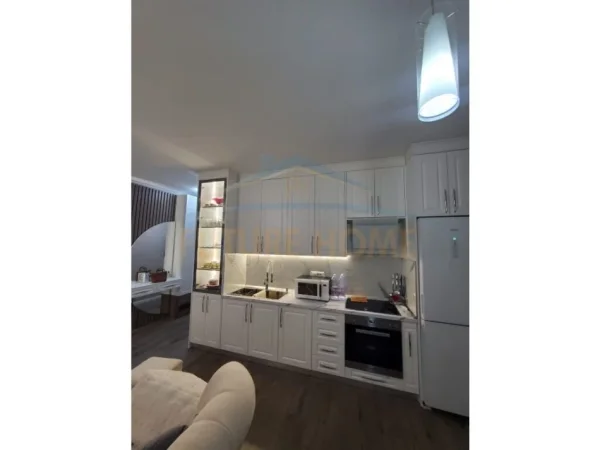 Tirane, shes apartament 1+1 Kati 2, 77 m² 112.000 € (Rr Muhamed Deliu)