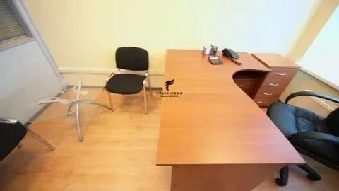 Tirane, jepet me qera zyre Kati 0, 21 m² 500 € (RRUGA SIRI KODRA)