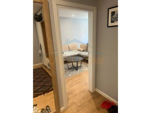 Tirane, shitet apartament 1+1 Kati 3, 63 m² 125.000 € (Bulevardi Bajram Curri)