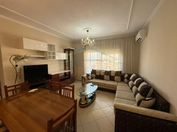 Tirane, shitet apartament 1+1+Ballkon Kati 8, 66 m² 88.000 € (Unaza e Re)