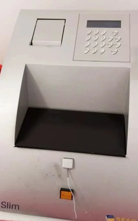 Tirane, shes Aparatura laboratorike mjekesore 5.500 €