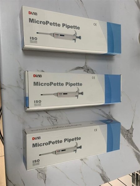 Tirane, shes Aparatura laboratorike mjekesore 5.500 €
