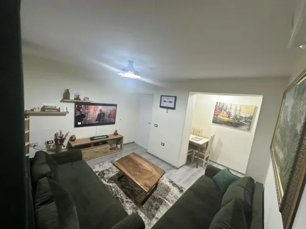 Tirane, shitet apartament 2+1 Kati 1, 76 m² 180.000 € (21 Dhjetori)