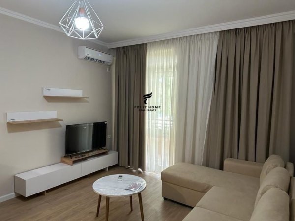 Tirane, jepet me qera apartament 1+1+Ballkon Kati 2, 65 m² 500 € (RRUGA PETI)