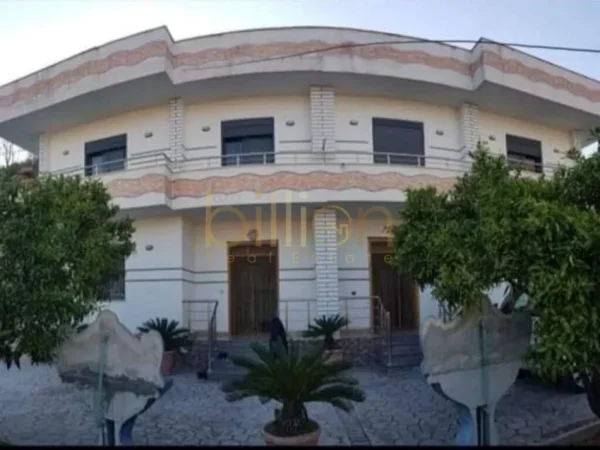 shitet Vile 2 Katshe Kati 2, 315 m² 280.000 € (Yrshek, Tirana, Albania)