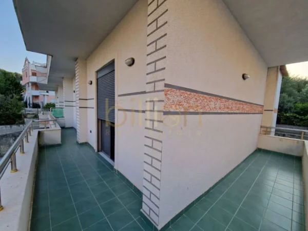 shitet Vile 2 Katshe Kati 2, 315 m² 280.000 € (Yrshek, Tirana, Albania)