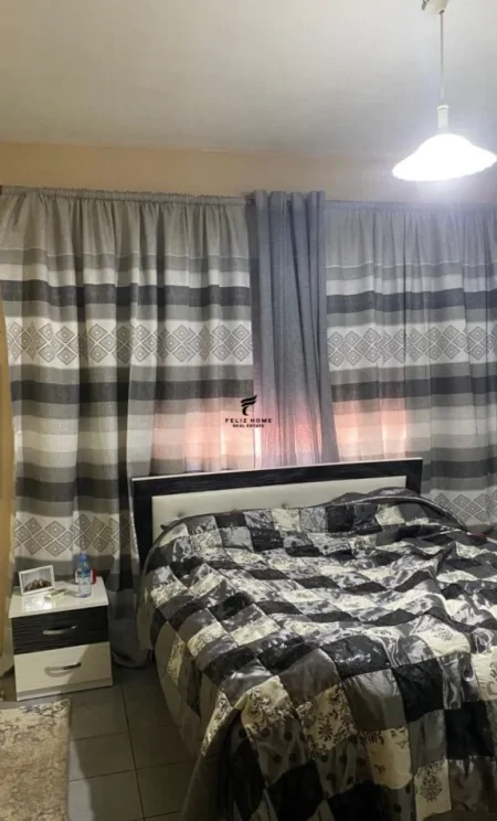 Tirane, shitet shtepi 3 Katshe Kati 3, 600 m² 600.000 € (FRESKU)