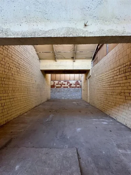 Tirane, jepet me qera ambjent biznesi Kati 0, 404 m² 1.280 € (Kombinat)