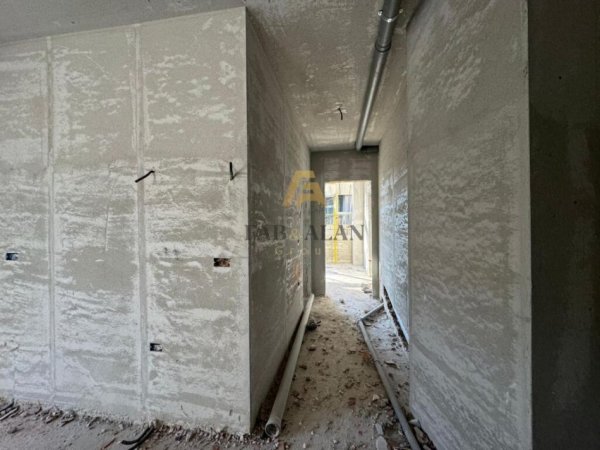Tirane, shitet apartament 2+1+2 Kati 2, 131 m² 458.850 € (Juvenilja Castello)