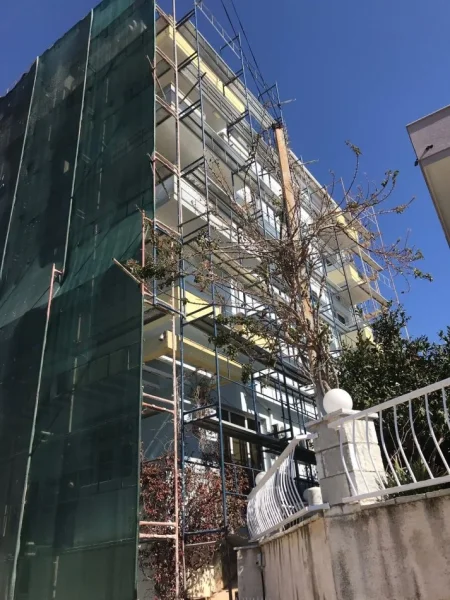 Sarande, Shitet biznesi skela ndertimi 55.000 € (Rr.Skenderbeu 88)