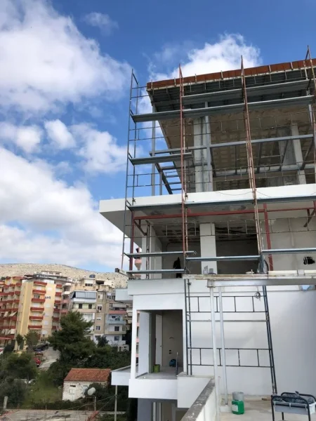Sarande, Shitet biznesi skela ndertimi 55.000 € (Rr.Skenderbeu 88)
