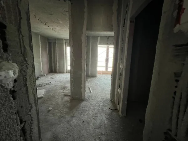 Tirane, shitet 1+1 Kati 1, 62 m² 129.000 € (Bulevardi i Ri)