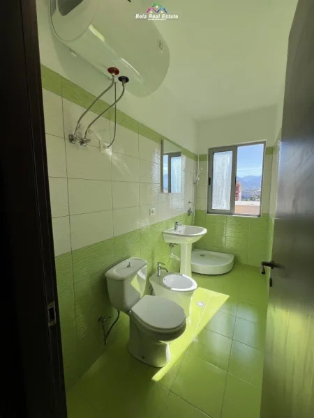 Tirane, jepet me qera apartament 2+1 Kati 8, 80 m² 400 € (kamez)