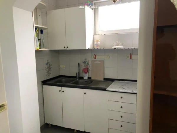 Tirane, jepet me qera apartament 2+1 Kati 5, 100 m² 430 Euro (mine peza)