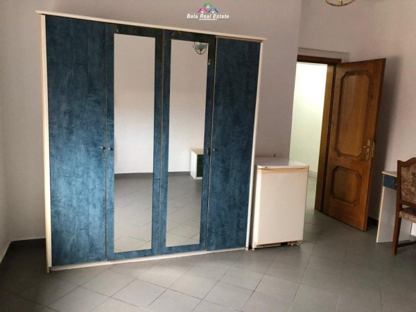 Tirane, jepet me qera apartament 2+1 Kati 5, 100 m² 430 Euro (mine peza)