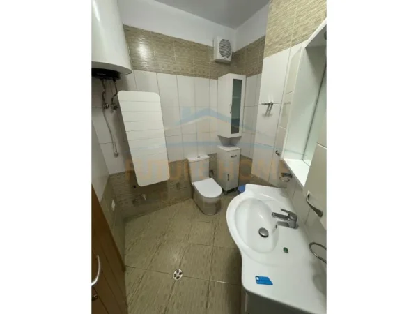 Tirane, shitet apartament 1+1 Kati 6, 104 m² 120.000 € (Rruga Besim Alla)
