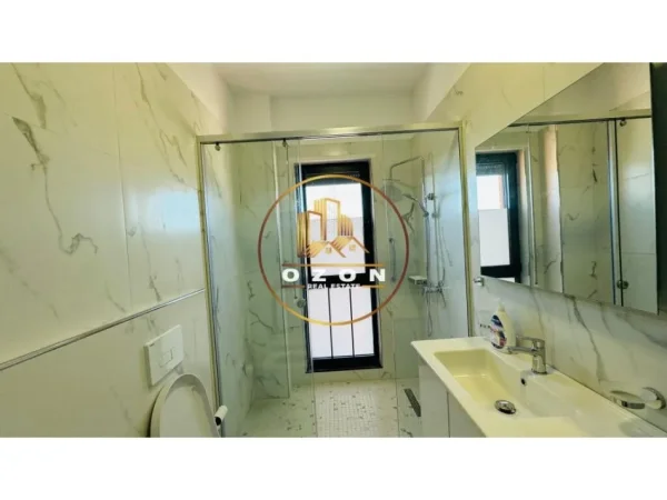 Apartament Modern 2+1+2 me Qira në Myslym Shyr, Tiranë - 1040€