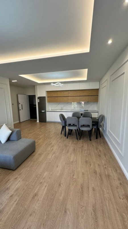 Tirane, jepet me qera apartament 1+1+Ballkon Kati 0, 78 m² 600 € (Rruga “Xhimi Begeja” , Selitë Kodër.)