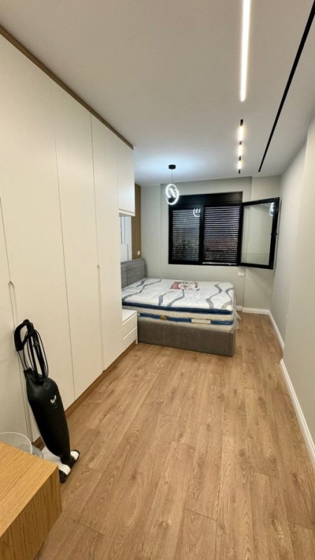 Tirane, jepet me qera apartament 1+1+Ballkon Kati 0, 78 m² 600 € (Rruga “Xhimi Begeja” , Selitë Kodër.)