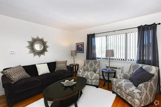 Tirane, shitet Vile Kati 2, 105 m² 355.000 € (Golem)