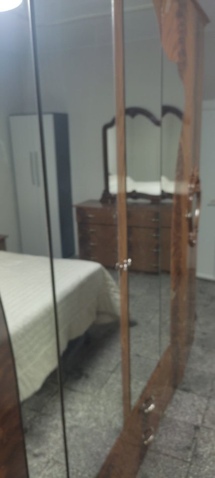 Tirane, jepet me qera apartament 2+1+Ballkon Kati 2, 98 m² 500 € (Vila Gold)