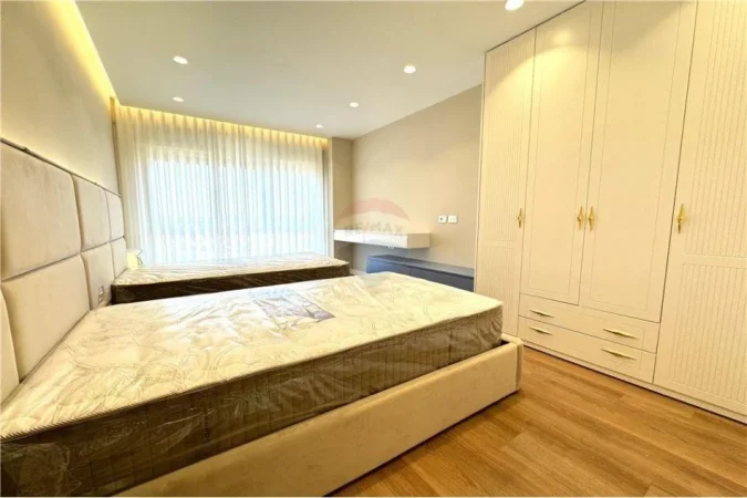Tirane, shitet 2+1 Kati 6, 116 m² (Apartament ne shitje 2+1 ne zonen e Xhamllikut, tek ish Profarma.)