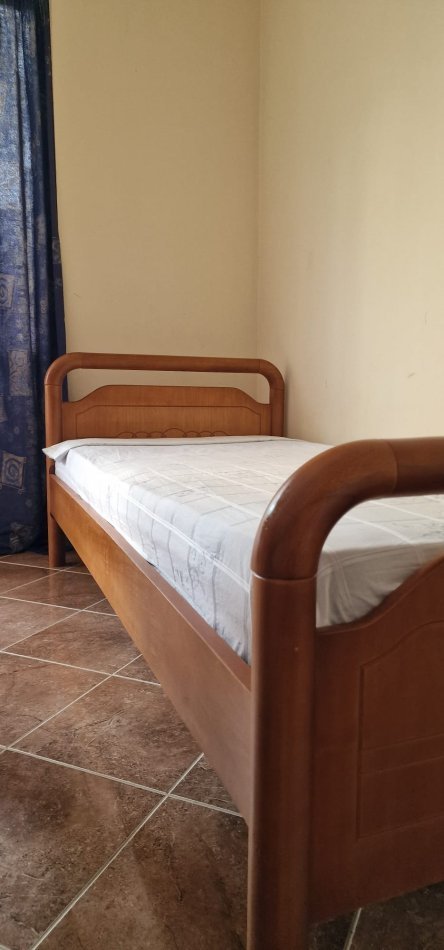 Tirane, jepet me qira apartament 1+1 Kati 2, 74 m² 350 € (Vilat Gjermane, 10 min nga Fakulteti i Ekonomise)