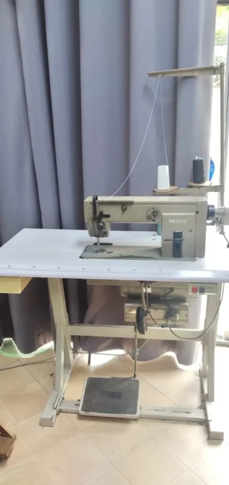 Tirane, shes Makine qepese lineare