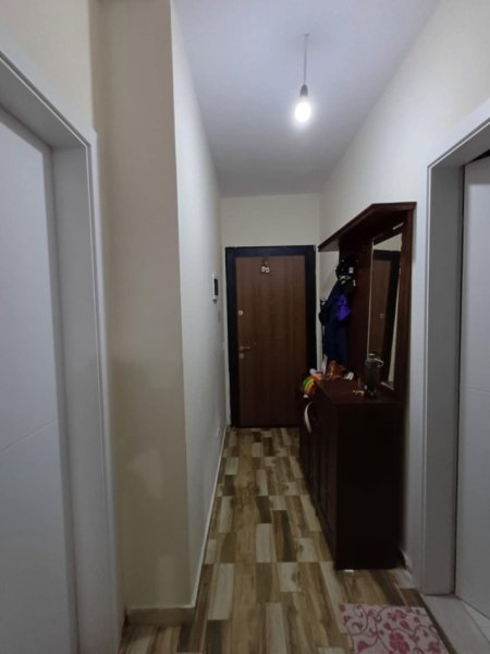 Tirane, shitet apartament 2+1 Kati 3, 75 m² 65.000 € (bathore)