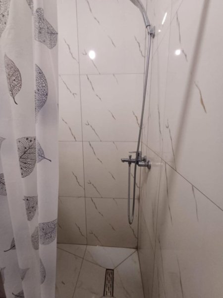 Tirane, shitet apartament 2+1 Kati 3, 75 m² 65.000 € (bathore)
