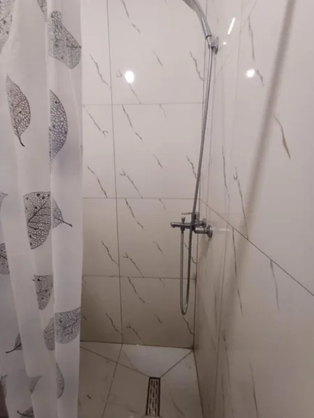 Tirane, shitet apartament 2+1 Kati 3, 75 m² 65.000 € (bathore)