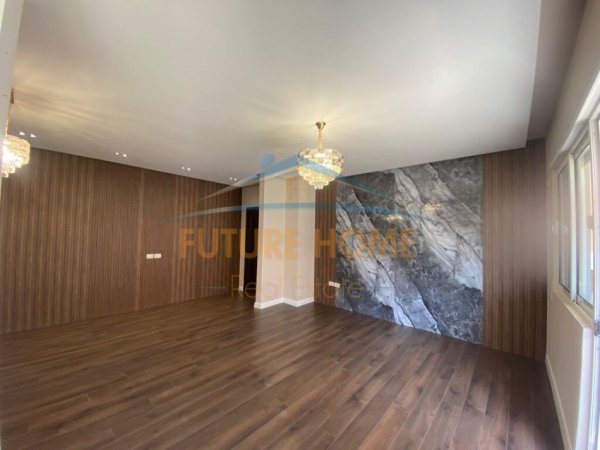 Shqiperi, shitet apartament 2+1 Kati 1, 120 m² 210.000 € (Kopshti Botanik)