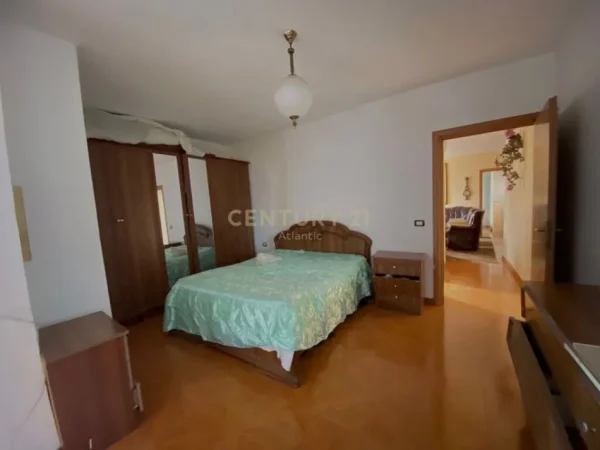 Durres, SHITET  apartament 2+1+Ballkon Kati 6, 110 m² 105.000 € (Stadiumi)