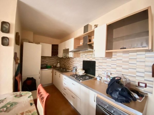 Durres, SHITET  apartament 2+1+Ballkon Kati 6, 110 m² 105.000 € (Stadiumi)