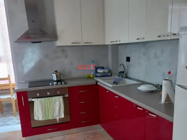 REZERVO PRONEN VETEM ME 500€! Vlore, shitet apartament 1+1+Ballkon , 70 m² 85.000 € (ORIKUM)