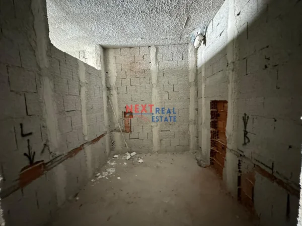 REZERVO PRONEN VETEM ME 500€! Vlore, shitet apartament 2+1+Ballkon Kati 7, 115 m² 115.000 € (SHKOLLA E MUZIKES)
