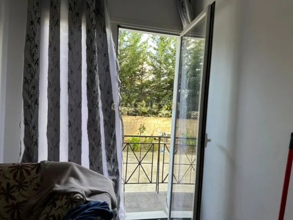 Durres, shitet apartament 1+1+Ballkon Kati 1, 60 m² 50.000 € (Golem qender)
