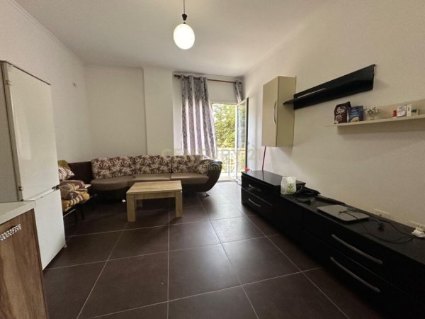 Durres, shitet apartament 1+1+Ballkon Kati 1, 60 m² 50.000 € (Golem qender)