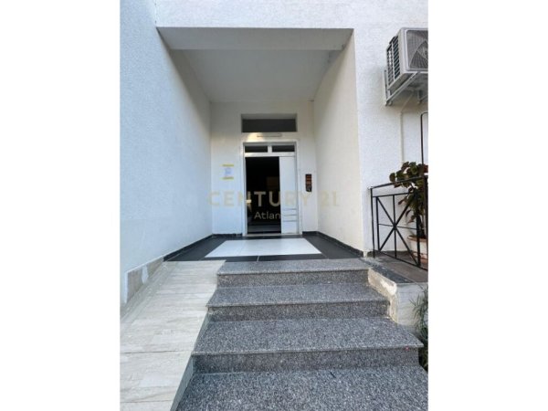 Durres, shitet apartament 1+1+Ballkon Kati 1, 60 m² 50.000 € (Golem qender)