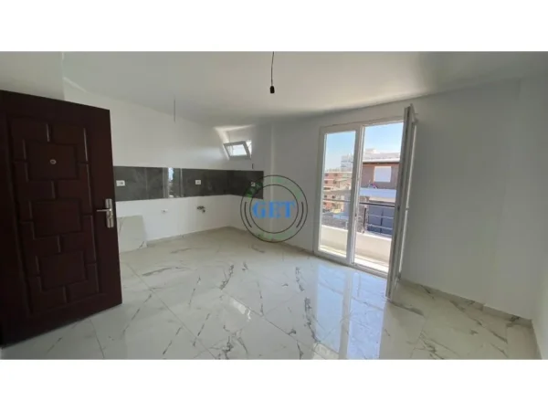 Durres, shitet apartament 2+1+Ballkon Kati 5, 70 m² 105.000 € (Golem)