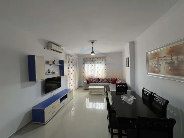 Tirane, jepet me qera apartament 2+1 Kati 6, 90 m² 450 € (UNAZA E RE)
