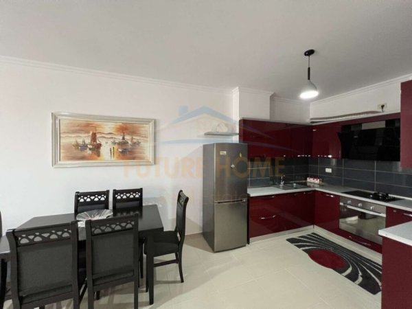 Tirane, jepet me qera apartament 2+1 Kati 6, 90 m² 450 € (UNAZA E RE)
