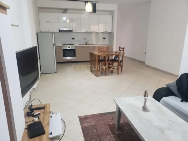 Tirane, shitet apartament 1+1 Kati 1, 71 m² 76.000 € (Fresk)