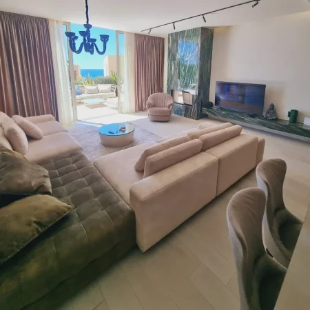 Dhermi - Palase, shitet Vile 3+1 , 230 m² (Green Coast Palase)
