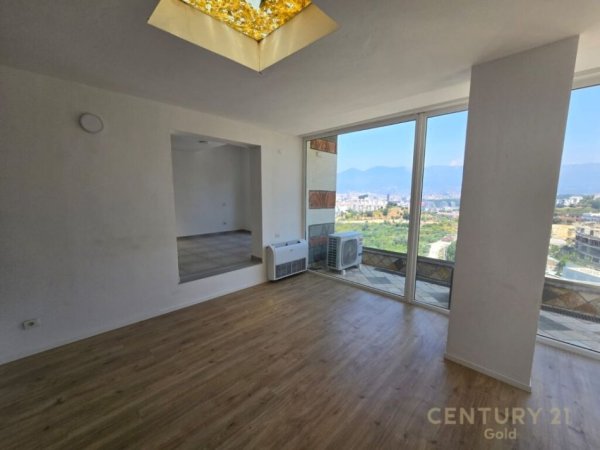 Tirane, jepet me qera Vile 3 Katshe Kati 3, 300 m² 1.500 € (Rezidenca Kodra e diellit 2 Tirana, Albania)