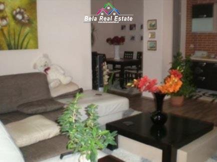 Tirane, jepet me qera apartament 2+1 Kati 2, 104 m² 600 € (kopshti botanik)