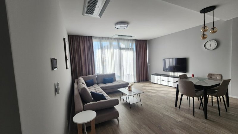 Tirane, jepet me qera apartament 2+1 Kati 2, 99 m² 1.300 € (Liqeni I Tiranes)