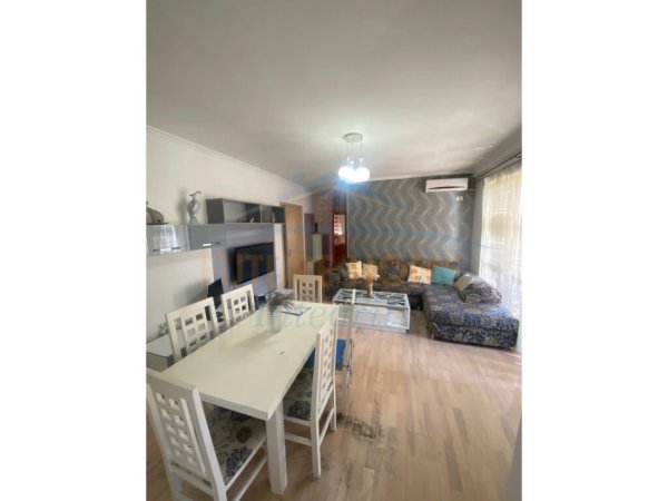 Tirane, apartament 2+1+Ballkon , (JORDAN MISJA)
